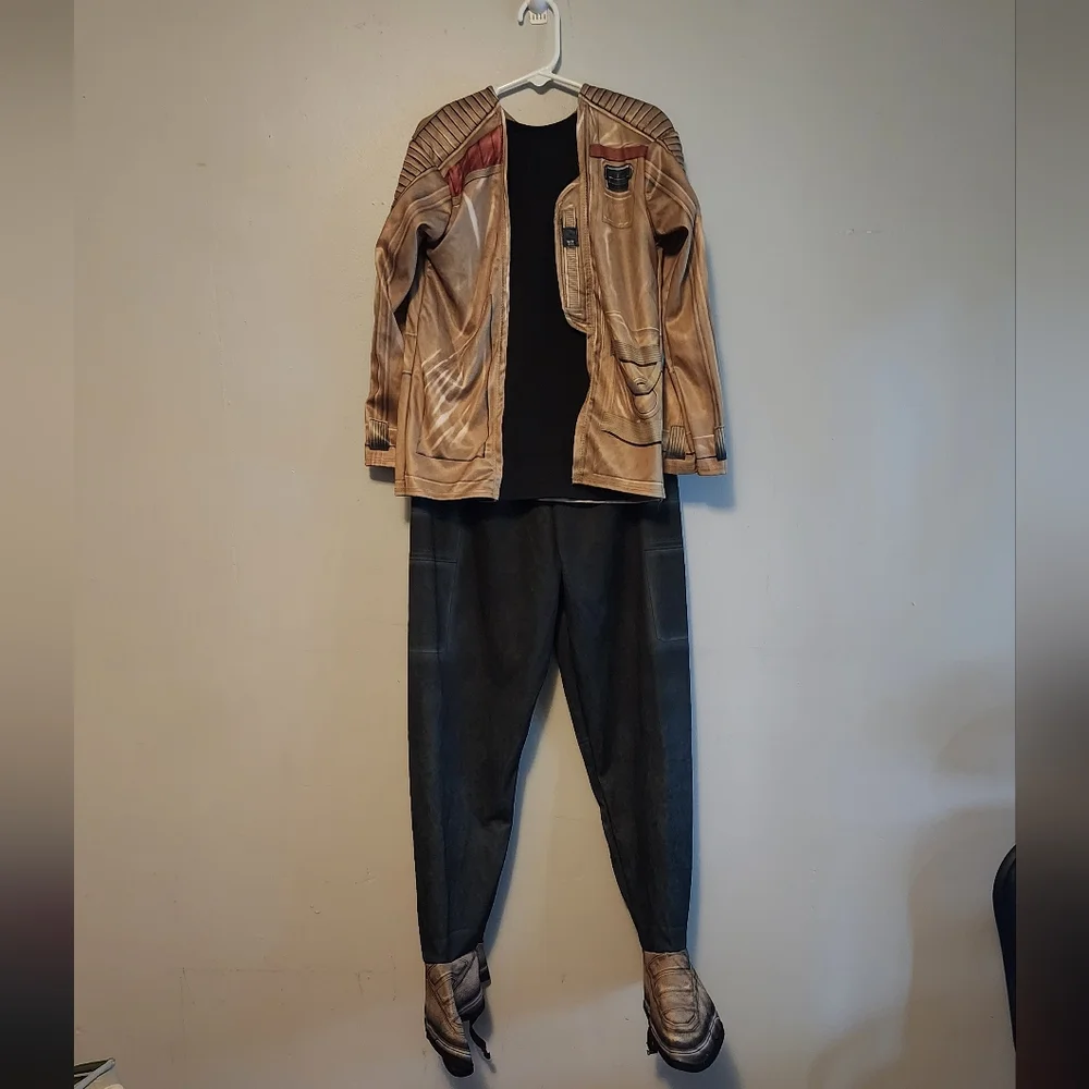 Star Wars Finn DLX Battler Costume small